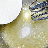 十寸南瓜模戚风蛋糕#熙悦食品低筋粉#的做法图解7