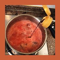 鲜虾番茄浓汤面的做法图解5