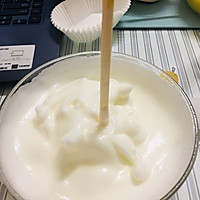 酸奶纸杯蛋糕 自制5分钟快速打发蛋白的做法图解11