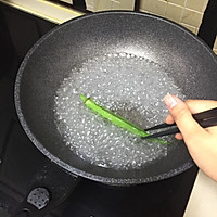帆妈秋葵厚蛋烧的做法图解2