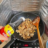 超下饭的竹笋炒五花肉的做法图解8