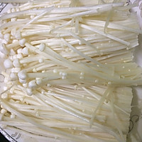 日本豆腐金针菇炒肉末的做法图解1