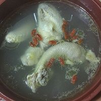 枸杞鸡汤的做法图解4