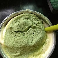 抹茶海绵蛋糕的做法图解3