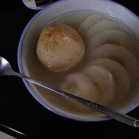冰糖雪梨的做法图解1