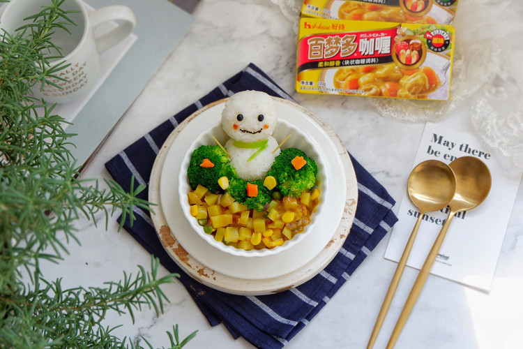 小雪人咖喱饭·卡通餐的做法