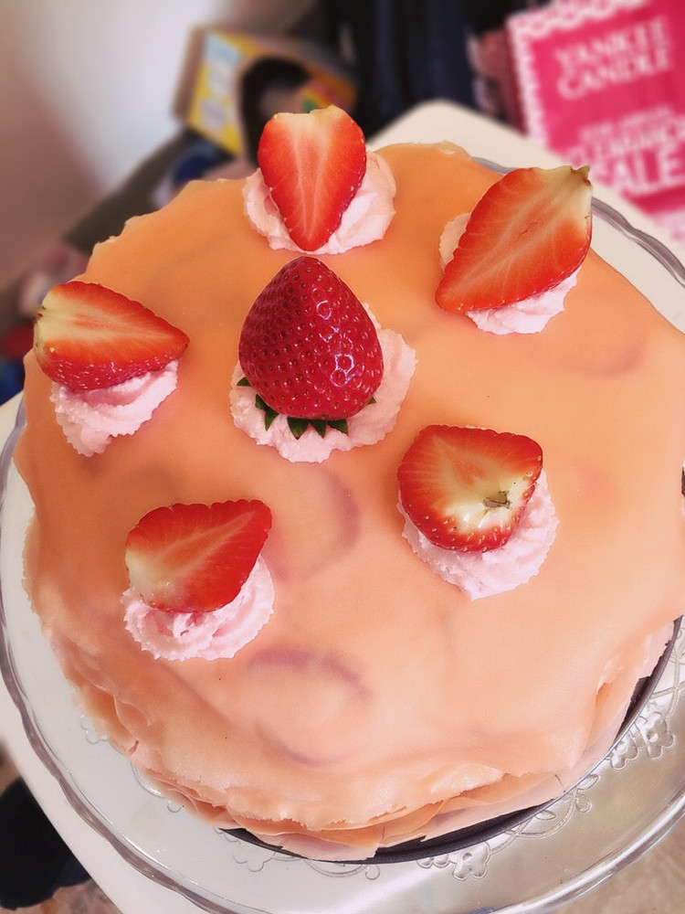 粉粉的草莓千层蛋糕的做法
