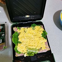 火腿鸡蛋三明治的做法图解8