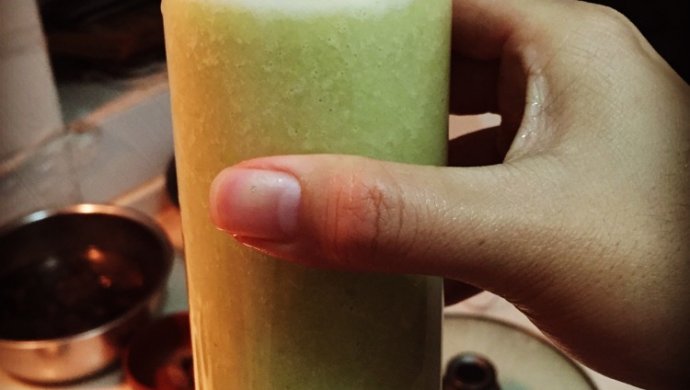 香梨牛油果养乐多