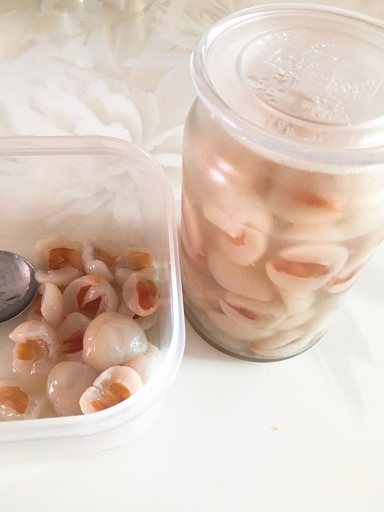 甜品｜荔枝罐头的做法