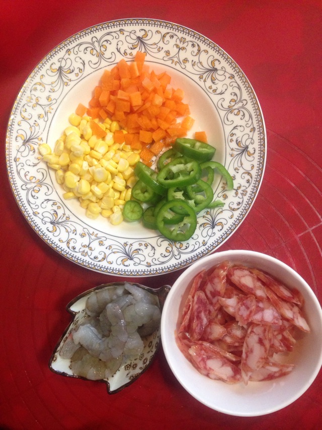 鲜虾广式腊肠披萨的做法图解5