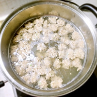 冬瓜粉丝丸子汤的做法图解5