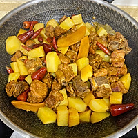 【土豆烧排骨】的做法图解8