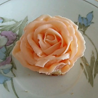 奶油霜玫瑰花的做法图解8