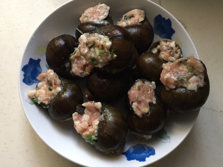 鱼香田螺肉的做法图解1