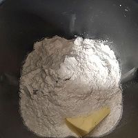家庭披萨的做法图解1