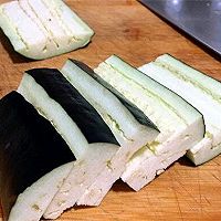 健脾又养胃的芝麻酱茄子的做法图解1