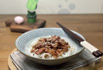 蔓越莓培根凉拌米粉#莓语健康日记#的做法