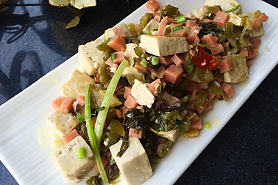 酸菜豆腐小炒