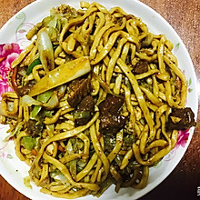 黑椒牛肉炒面