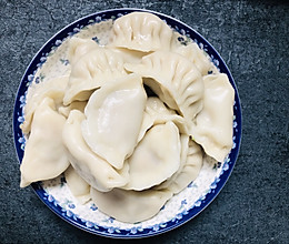 #美食新势力#贴秋膘 吃饺子 猪肉香菇的做法