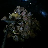 牛腩碰上土豆的做法图解6