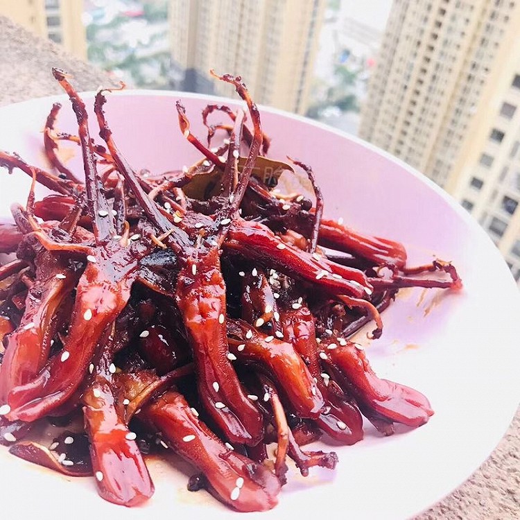 酱鸭舌的做法
