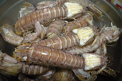 鲜煮大虾虎