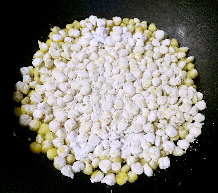椒盐玉米粒脆饼的做法图解6