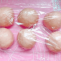 少女心满满的樱花色麻薯软欧包的做法图解4