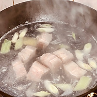 芋香红烧肉，好吃的不要不要的的做法图解2