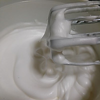 奶油夹馅蛋糕卷#熙悦食品低筋粉#的做法图解2