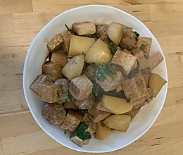 肉丸炖土豆和老豆腐（炸豆腐版）的做法