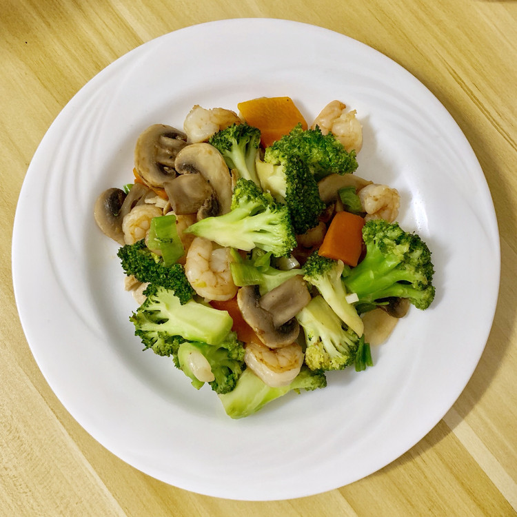 西兰花蘑菇炒虾仁的做法