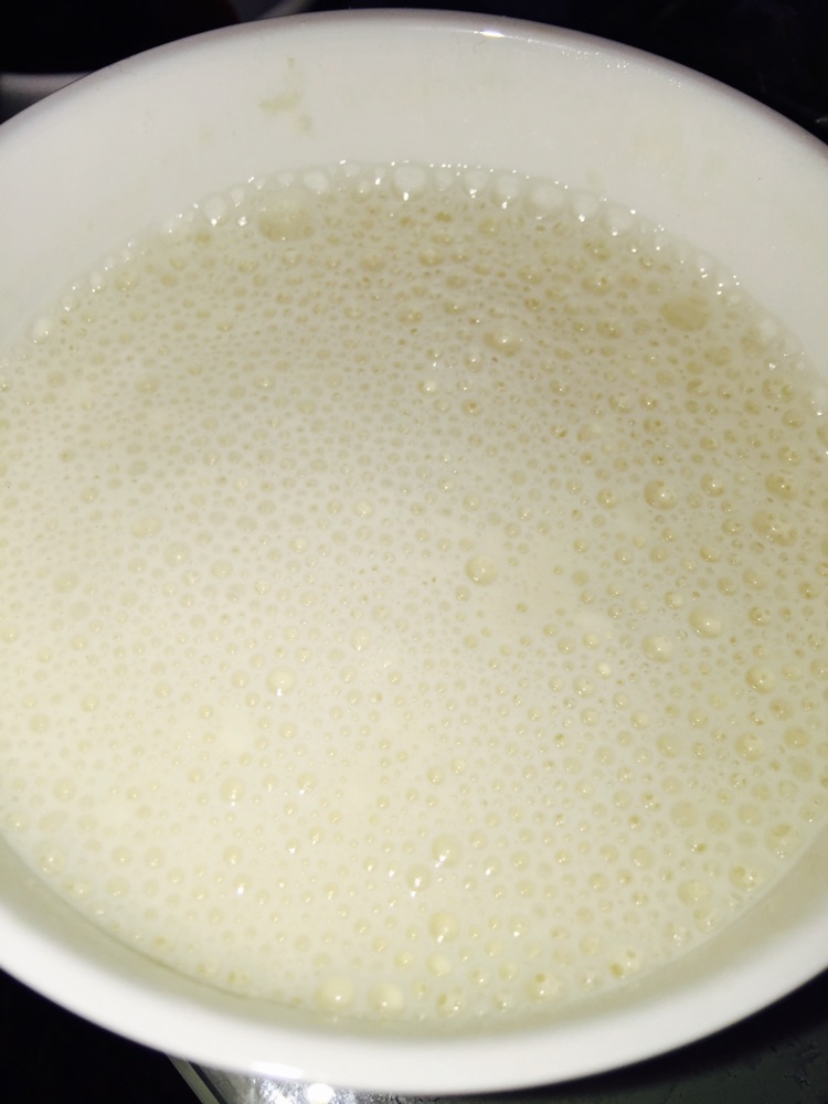 自制煎饼果子的做法图解3
