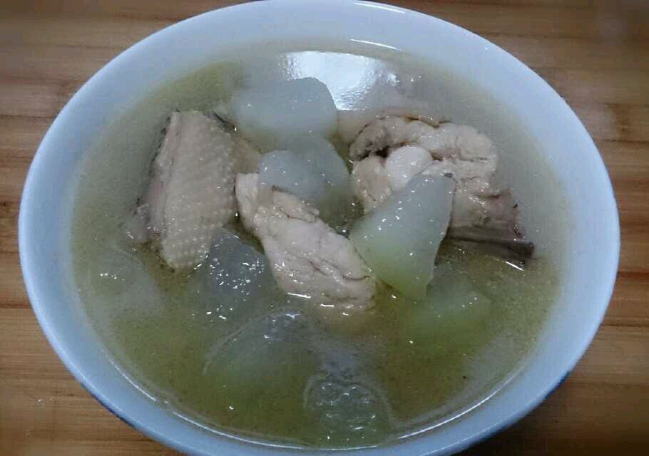 鸡肉冬瓜汤（又名：洗白白泡澡澡）