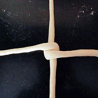 砂糖麻花面包（两股辫子）的做法图解4