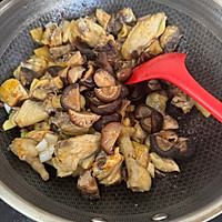 家常黄焖鸡的做法图解7