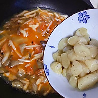 #憋在家里吃什么#虾油贝丁菌菇烩萝卜丝的做法图解15