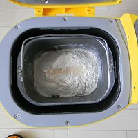 胡萝卜椰香面包#东菱魔法云面包机#的做法图解4