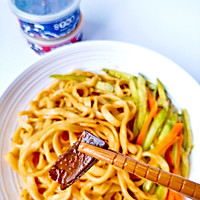 #全电厨王料理挑战赛热力开战！#海鲜干拌面的做法图解11