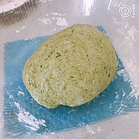 蔬菜炸酱菠菜面的做法图解3