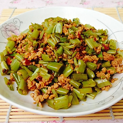 开胃下饭菜--空心菜炒肉末