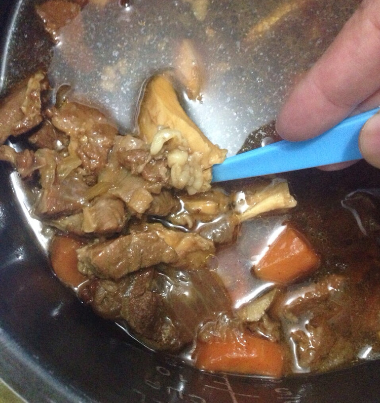 家常炖牛肉的做法