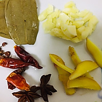 #我为奥运出食力#牛腩芋艿煲的做法图解3