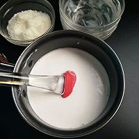 红丝绒奶滑蛋糕的做法图解2