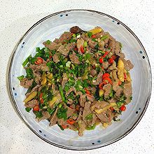 小炒黄牛肉