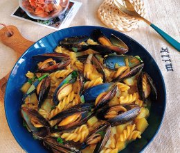 海鲜料理-咖喱贻贝意面#智利贻贝中式烹法大赏#的做法