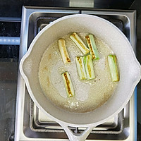 桂花红烧牛蹄筋的做法图解3
