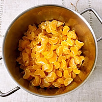 鲜橘元宝甜汤（橘子罐头）的做法图解1
